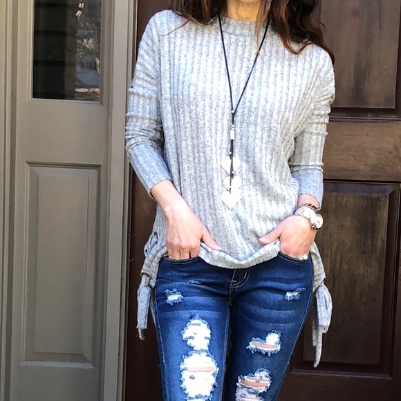 Soft brushed fabric side lace up L/sleeve top - Picture 7 of 8